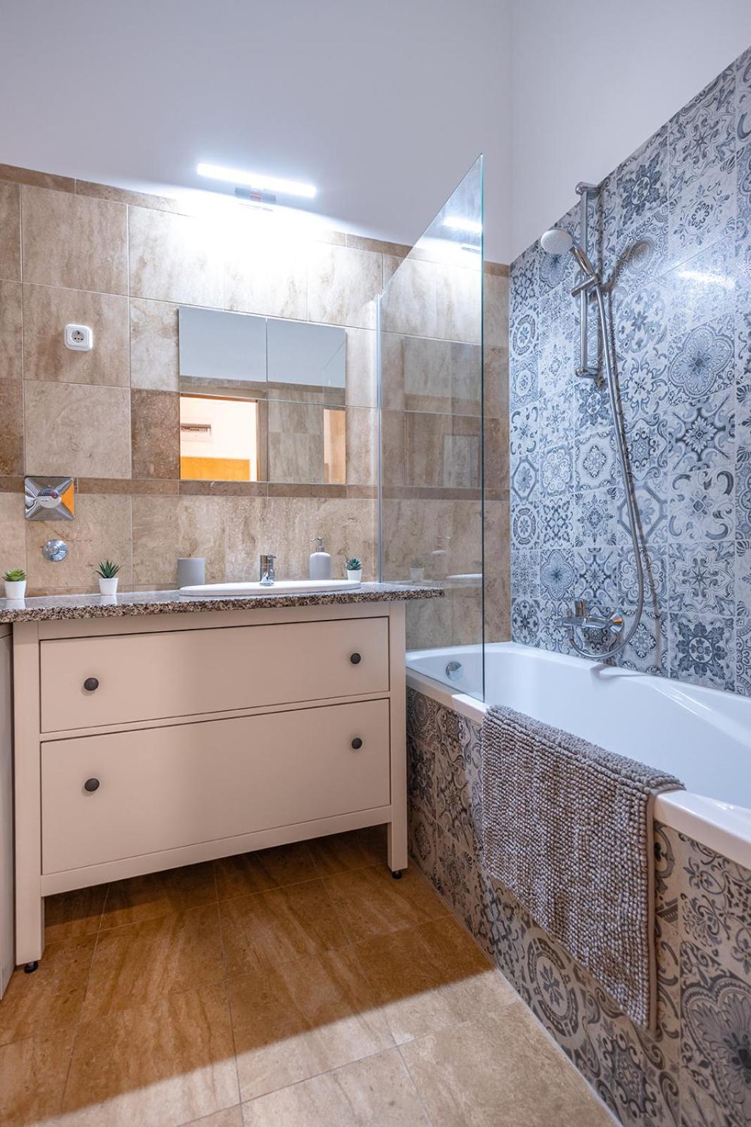 Mooki Loft&garden In Sohobudapest * Budapešť