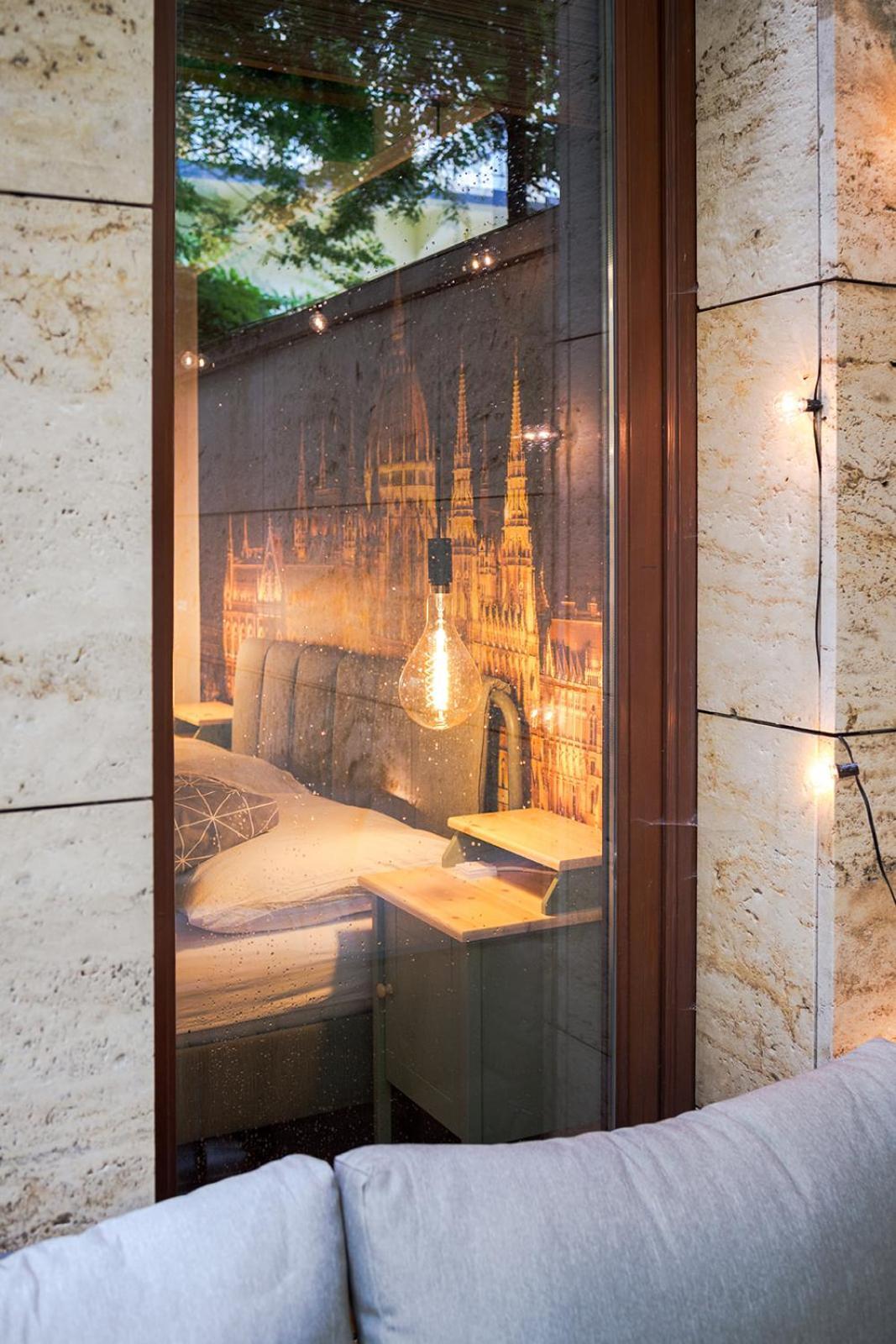 Mooki Loft&garden In Sohobudapest * Budapešť